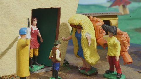A Town Called Panic: The Cake
