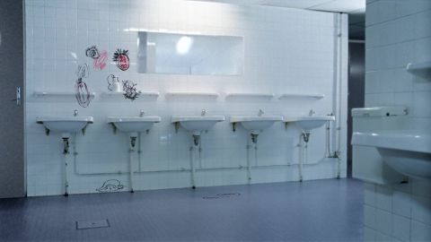 Aides: Graffiti