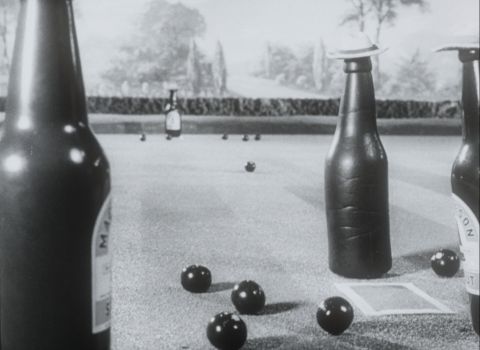 Mackeson Stout: Bowls