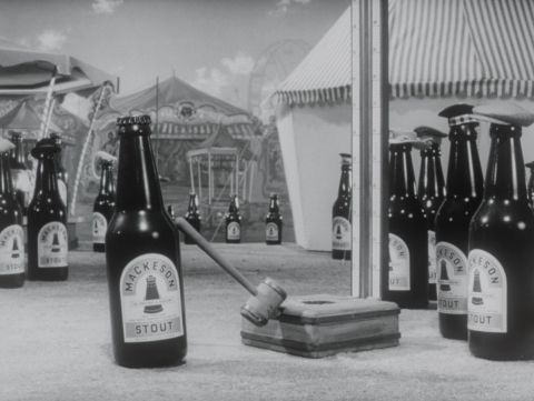Mackeson Stout: Kop van Jut