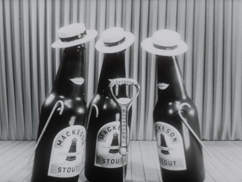 Mackeson Stout: Singers