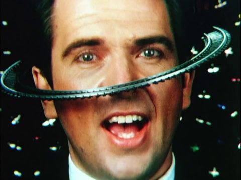 Peter Gabriel – Sledgehammer